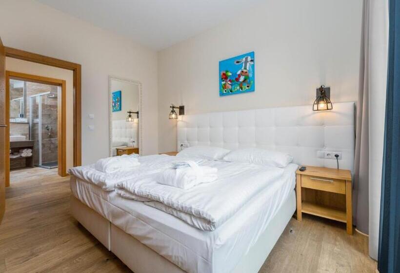 Апартаменты 4 Спальни, The House Zell Am See