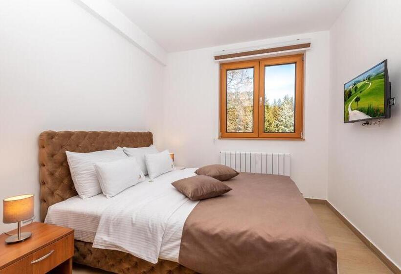 شقة غرفتين, Agape