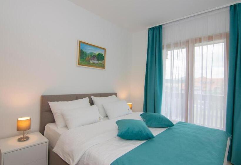 شقة غرفة نوم واحدة مزودة بشُرفة, Agape