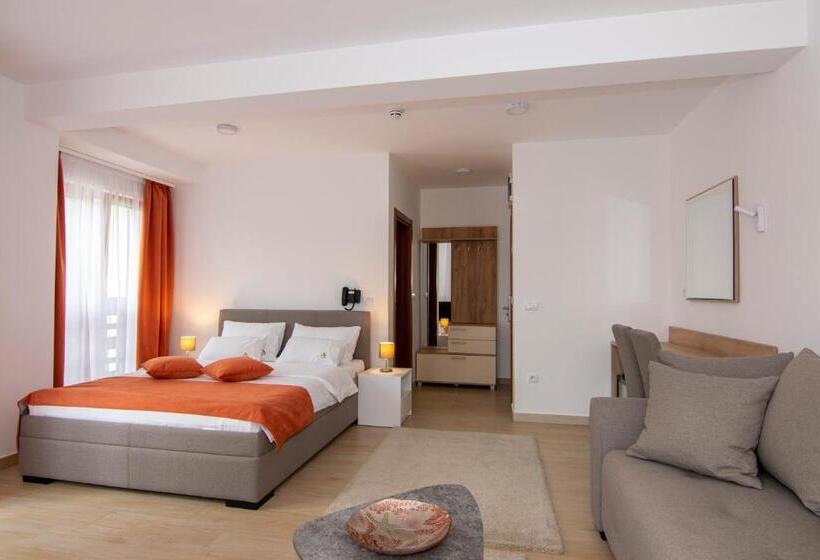 غرفة ديلوكس مزودة بشرفة, Agape