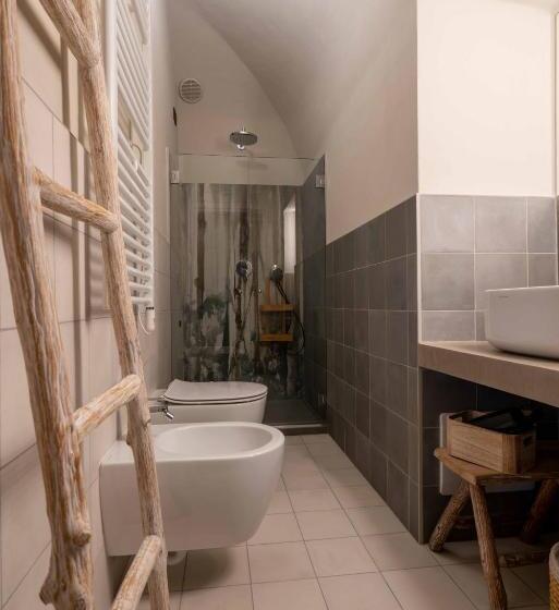 غرفة قياسية رباعية مطلة على البحر, B&b Palazzo Del Duca