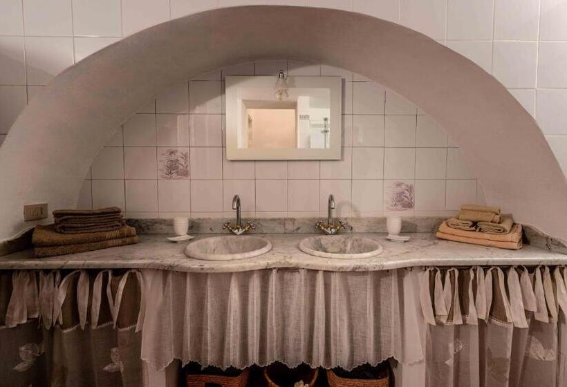 شقة غرفتين, B&b Palazzo Del Duca