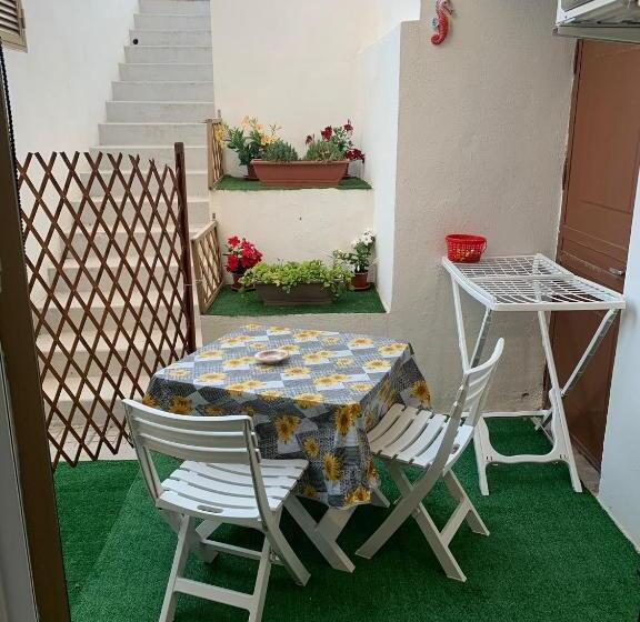 غرفة قياسية سرير كينج, Casa Di Nonna Checca