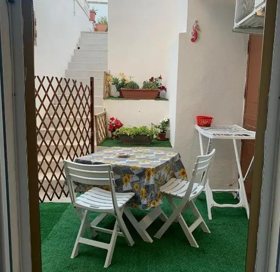キングサイズベッドのスタンダードルーム, Casa Di Nonna Checca