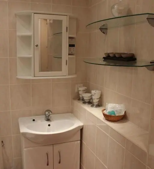 Pokój Rodzinny, Maison Theresa