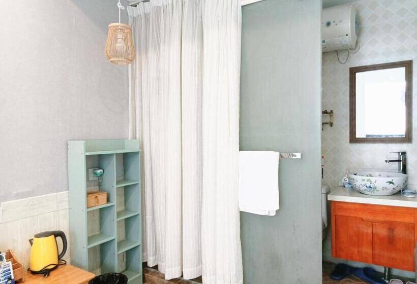 غرفة ديلوكس مزودة بشرفة, Hangzhou Citynest Music B&b 杭州栖息地音乐桌游民宿