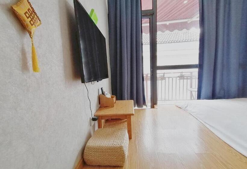 غرفة قياسية سرير كينج, Hangzhou Citynest Music B&b 杭州栖息地音乐桌游民宿