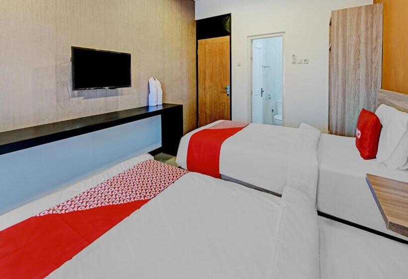 غرفة ديلوكس, Capital O 90497 Navaya Guest House