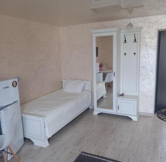 اتاق راحتی سه تخته, Dalim