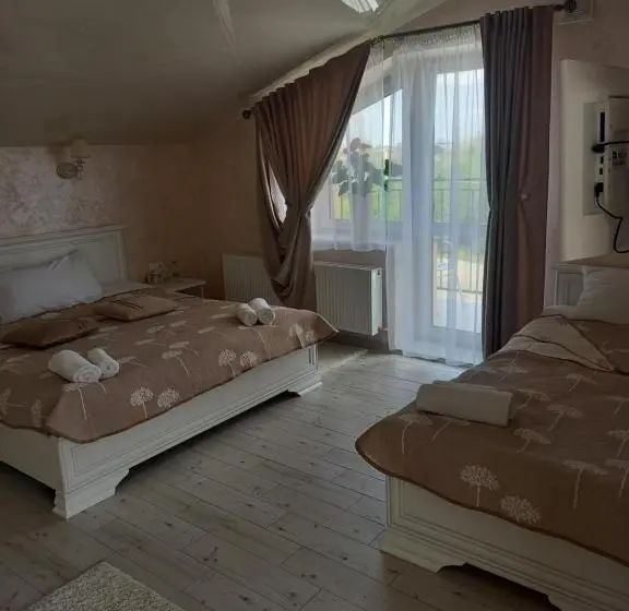 Habitación Cuádruple Estándar, Dalim