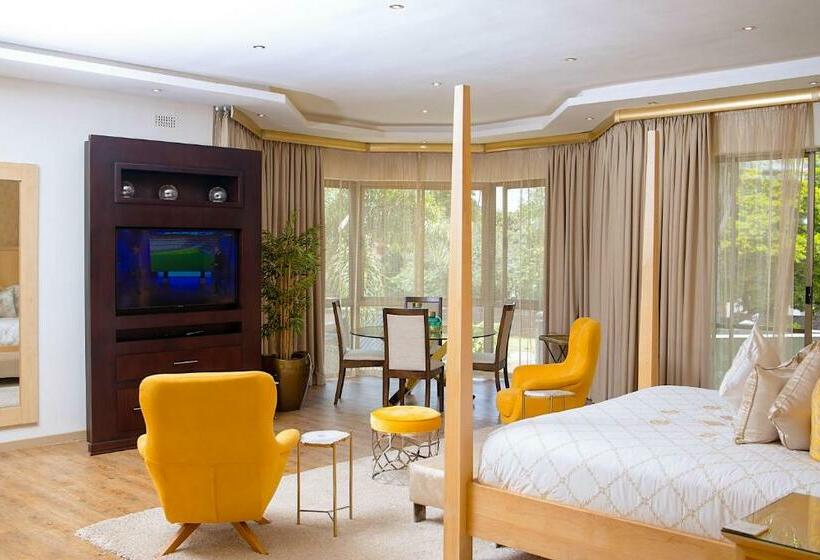 Deluxe Suite King Bed, Masawara Urban Retreat