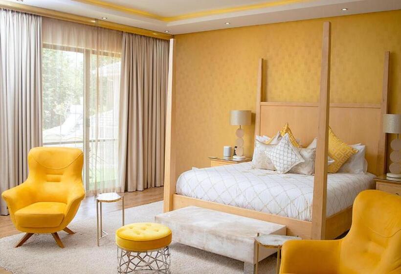 Deluxe Suite King Bed, Masawara Urban Retreat