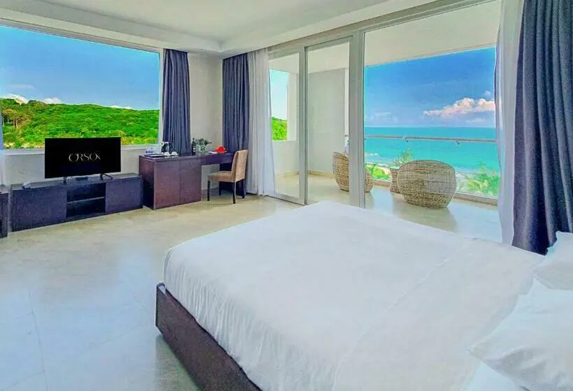 سوییت لوکس, Orson Hotel & Resort Private Beach Con Dao   Snorkeling Turtle Release Tour