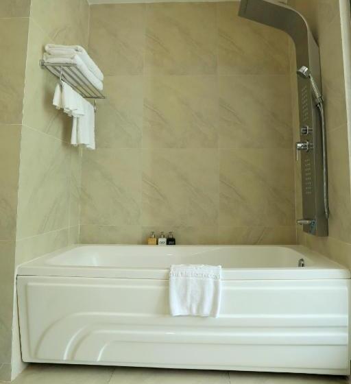 اتاق استاندارد با چشم‌انداز کوهستان, Orson Hotel & Resort Con Dao