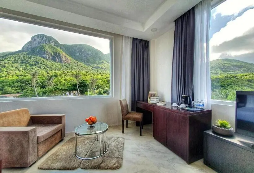 Premium room w/ mountain view, Orson Hotel & Resort Private Beach Con Dao   Snorkeling Turtle Release Tour