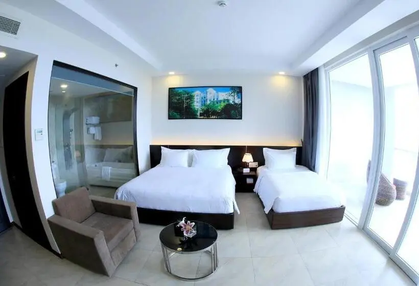 اتاق خانوادگی با چشم‌انداز دریا, Orson Hotel & Resort Private Beach Con Dao   Snorkeling Turtle Release Tour