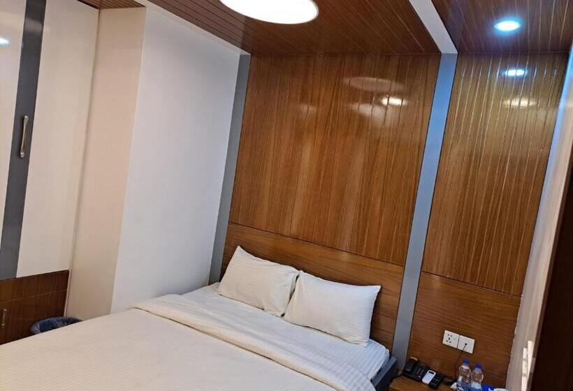 اتاق استاندارد یک نفره, The Castle Inn