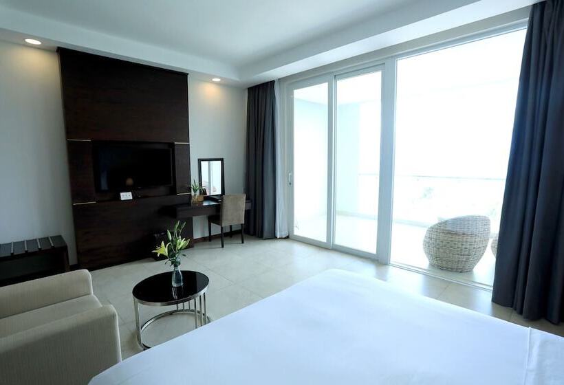 اتاق لوکس با چشم‌انداز دریا, Orson Hotel & Resort Con Dao