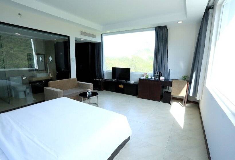 Premium room w/ mountain view, Orson Hotel & Resort Con Dao