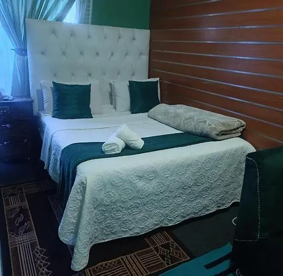 デラックスルーム, The Croc Guest House