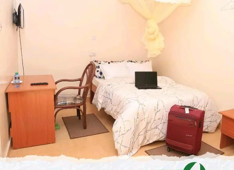 اتاق لوکس, The 4 Js Bed And Breakfast Emali