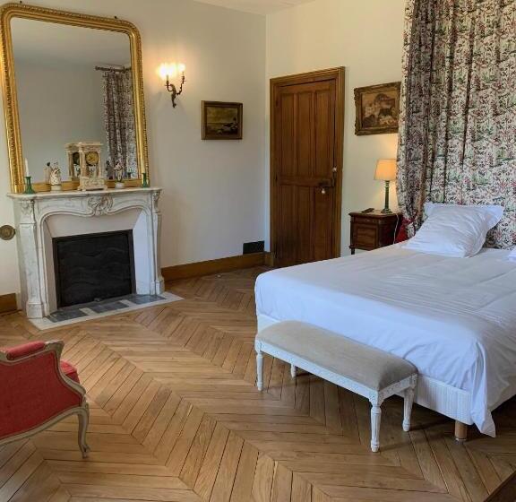 高级大房间, L Abeaupiniere