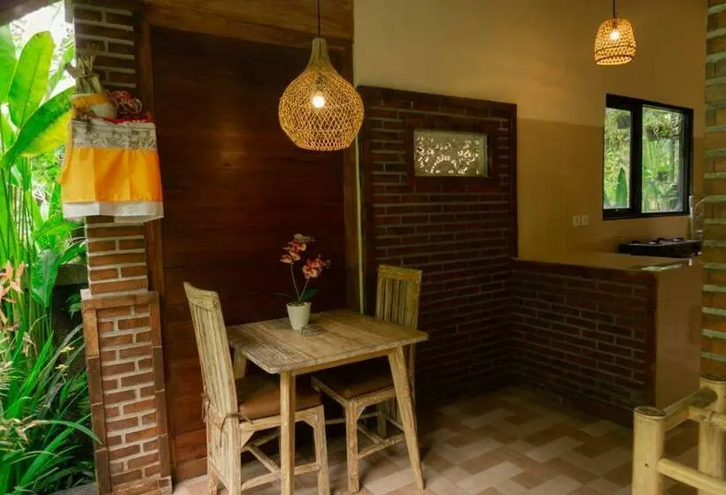 ガーデンビューの１ベッドルームビラ, Prayatna Villas