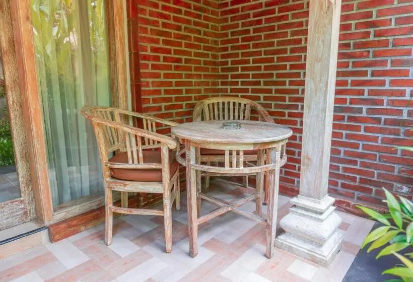 ファミリールーム, Prayatna Villas