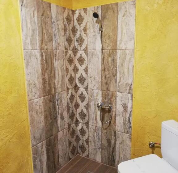 غرفة ديلوكس, Complex Monaco Hotel & Casino