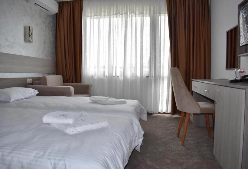 Chambre Standard Vue Montagne, хотел чинар кирково