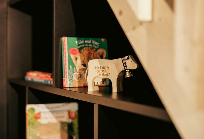 Семейный Номер, Bretter