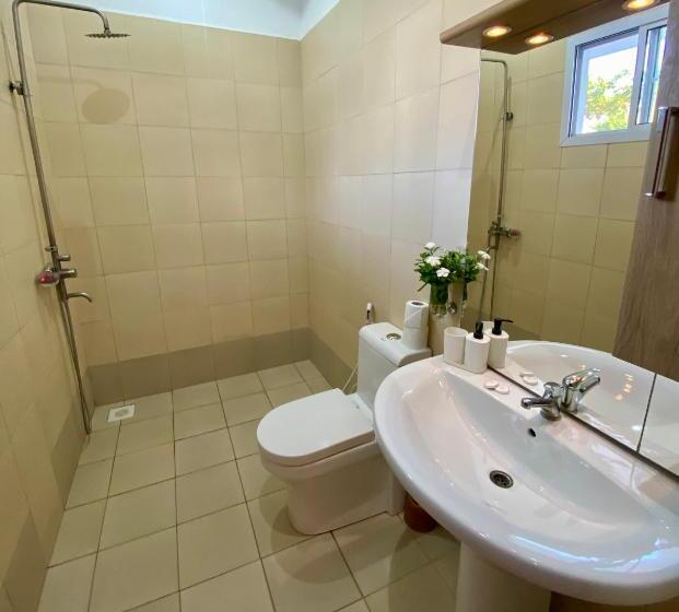 スタンダードルーム, Cezere The Palm