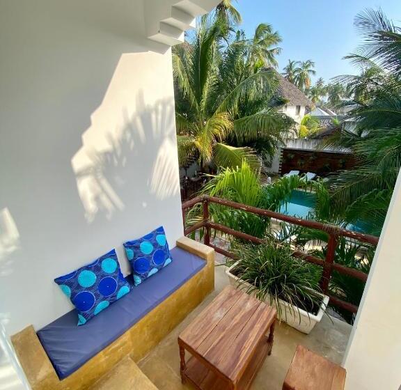 バルコニー付きデラックスルーム, Cezere The Palm