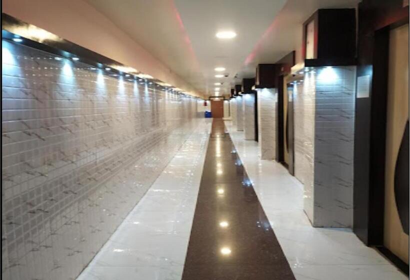 חדר סטנדרט, Gokul Raj By Wb S