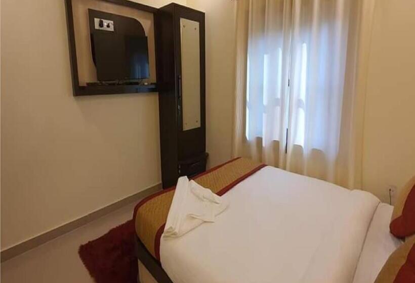 חדר סטנדרט, Gokul Raj By Wb S