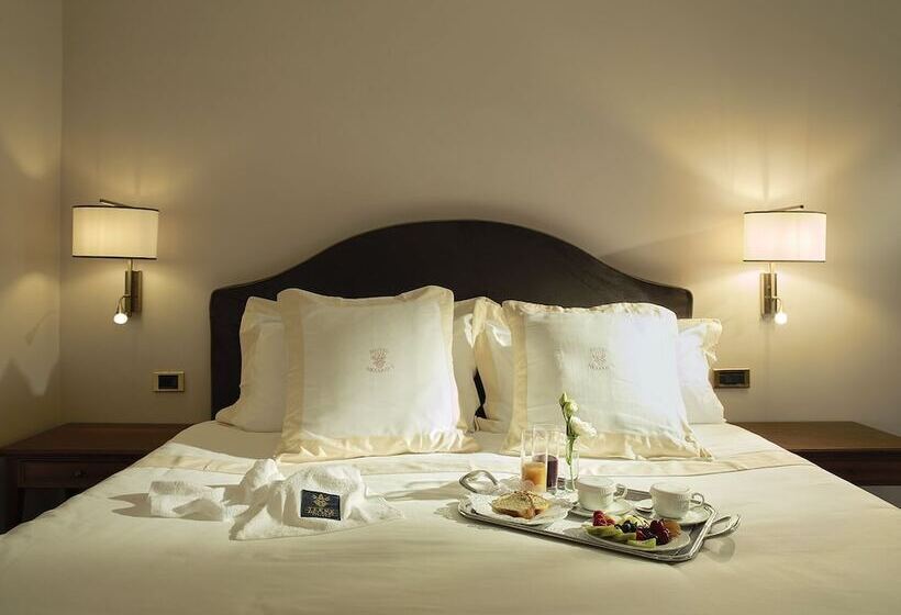 اتاق اکونومی, Niccolo  V   Terme Dei Papi