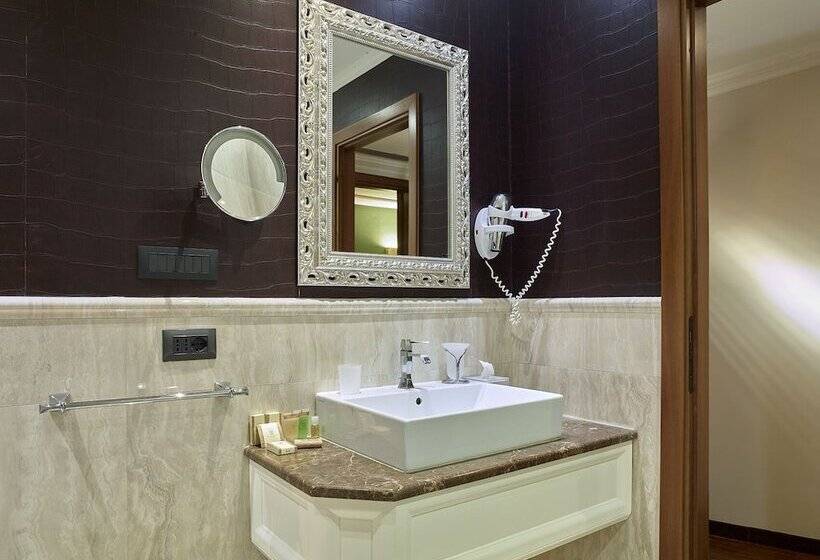 اتاق اکونومی, Niccolo  V   Terme Dei Papi