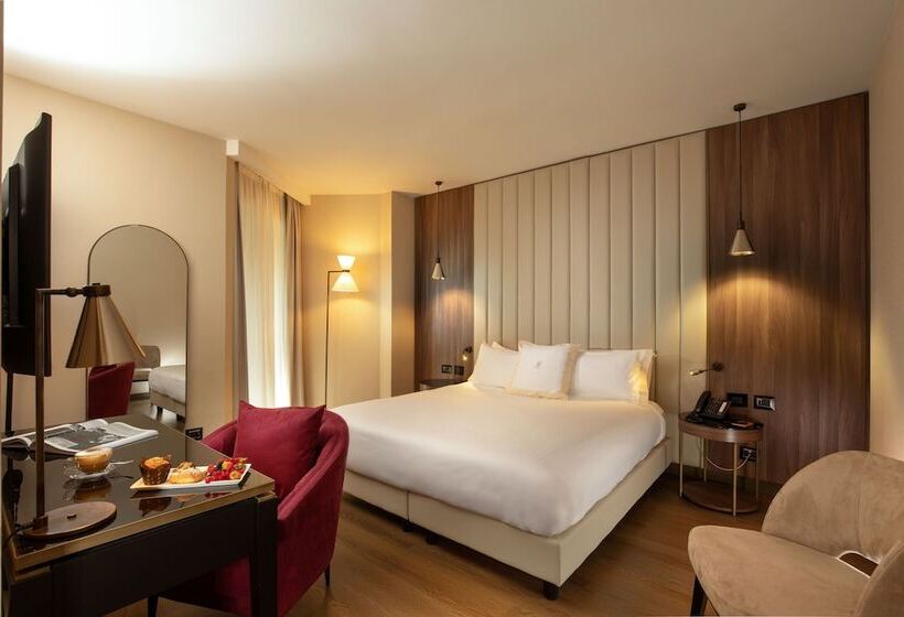 اتاق لوکس, Niccolo  V   Terme Dei Papi