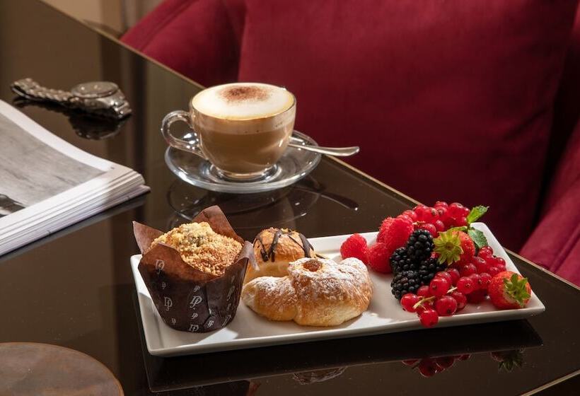 اتاق لوکس, Niccolo  V   Terme Dei Papi