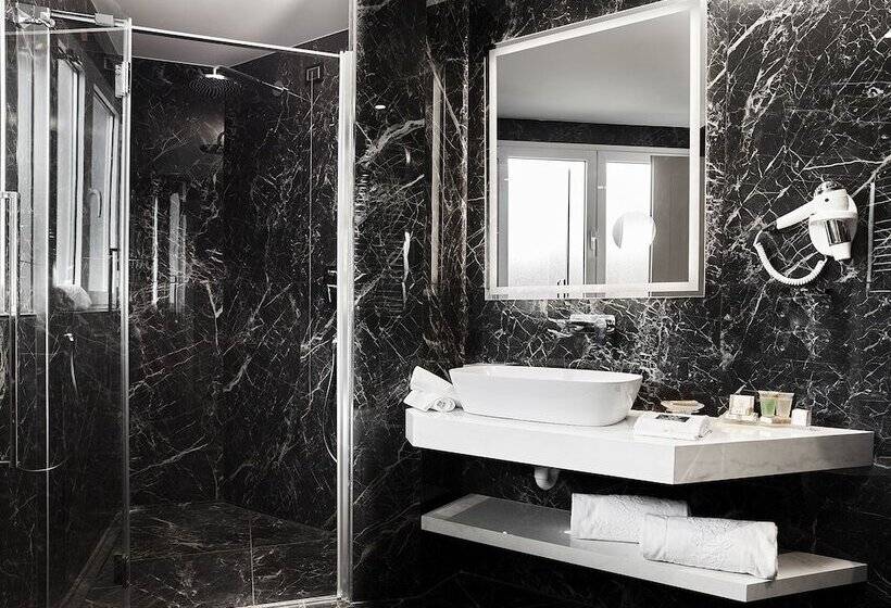 اتاق لوکس, Niccolo  V   Terme Dei Papi