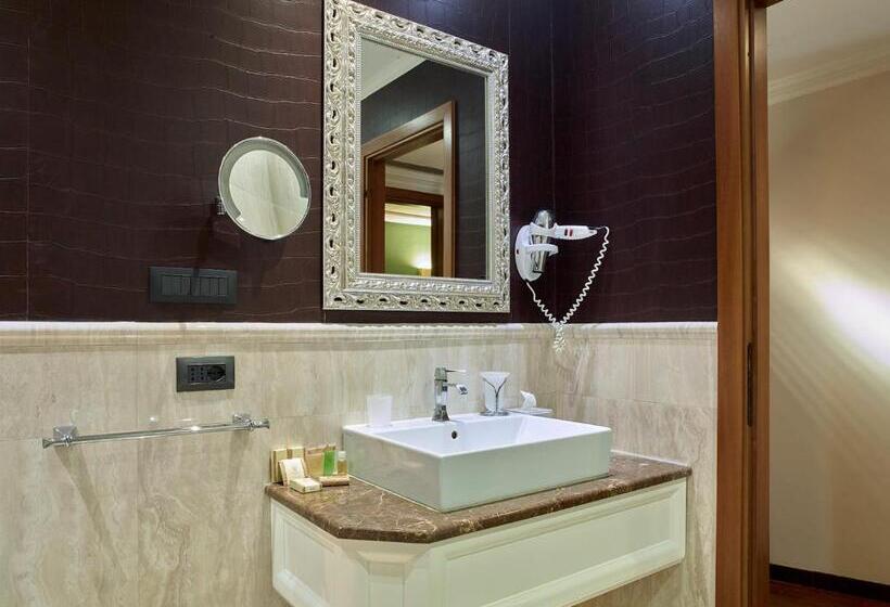 اتاق پرستیژ, Niccolo  V   Terme Dei Papi