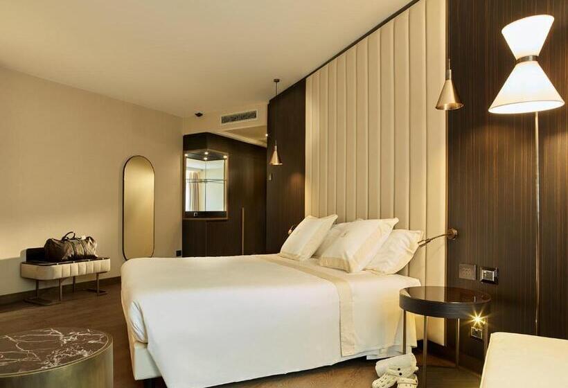 اتاق لوکس, Niccolo  V   Terme Dei Papi