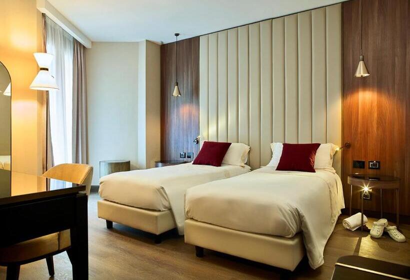 اتاق لوکس, Niccolo  V   Terme Dei Papi