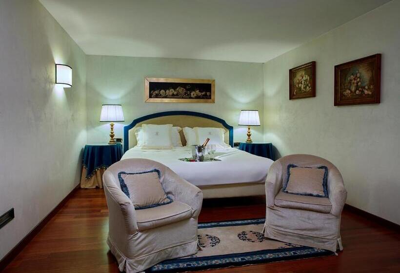 سوییت پرستیژ, Niccolo  V   Terme Dei Papi