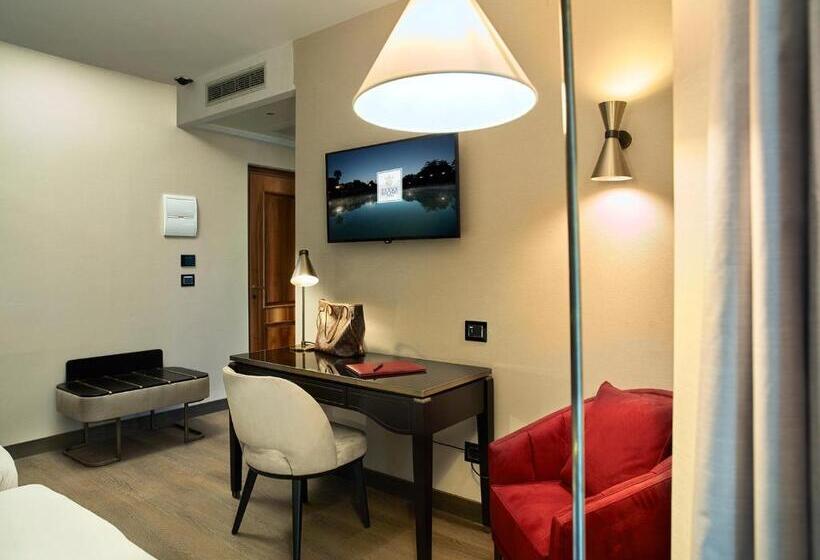 اتاق لوکس سه تخته, Niccolo  V   Terme Dei Papi