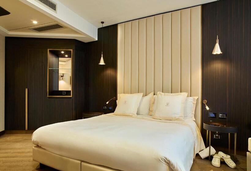 اتاق لوکس چهار تخته, Niccolo  V   Terme Dei Papi