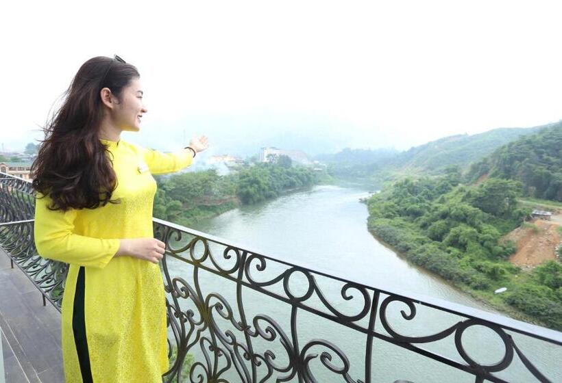 سوییت با چشمانداز کوه, Silk River Hotel Ha Giang