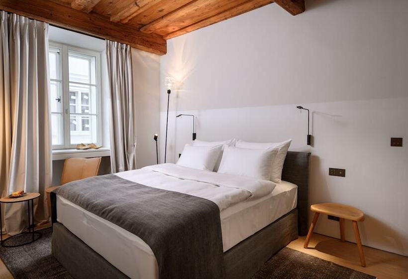 اتاق استاندارد یک نفره, Zlata Ladjica Boutique