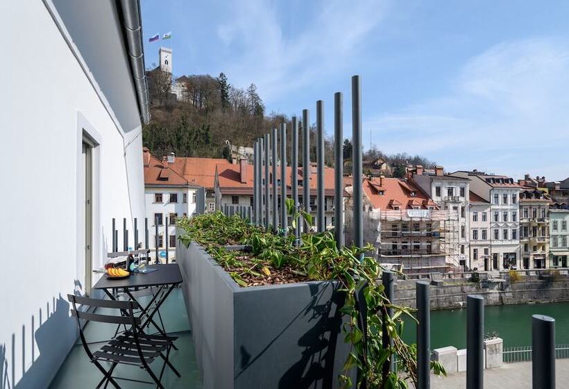 اتاق استاندارد با بالکن, Zlata Ladjica Boutique