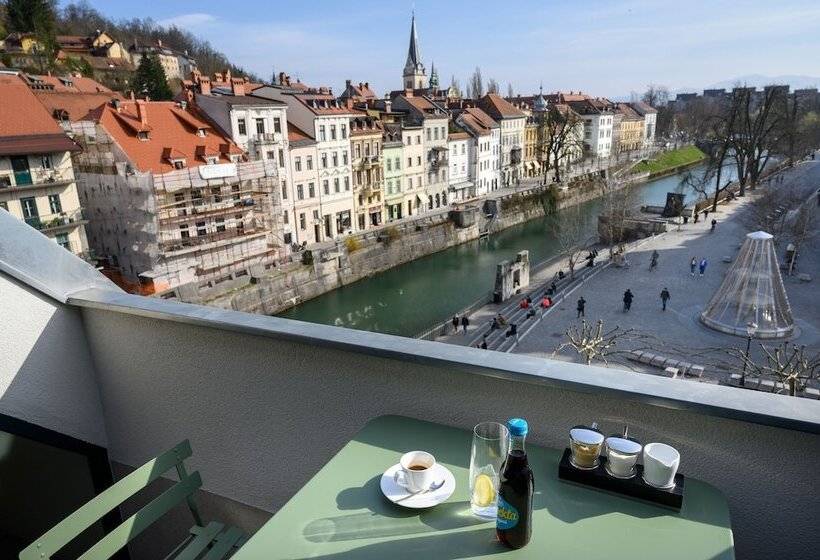 سوئیت پرزیدنت, Zlata Ladjica Boutique